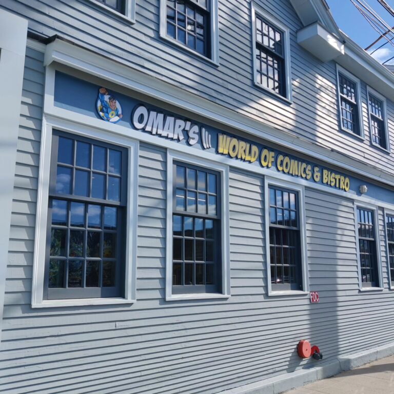 Omar's World of Comics - Exterior